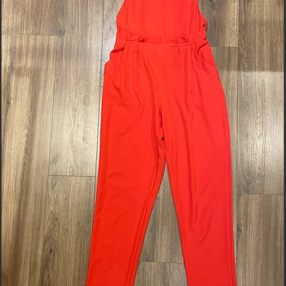 Elegant women's jumpsuit, with gold chain shoulder, size s/m, high quality - Picture 7 of 7